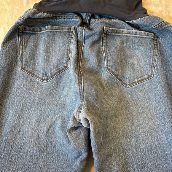 Maternity Relaxed Fit Classic Blue Jeans - Picture 6 of 8